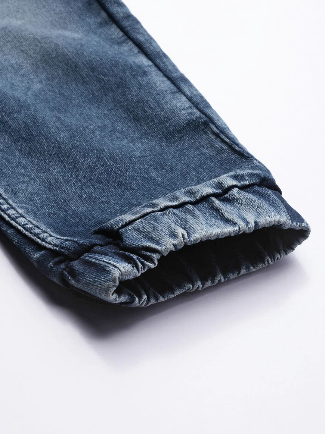The Indian Garage Co Men Blue Cropped Jogger Heavy Fade Jeans - Image 7