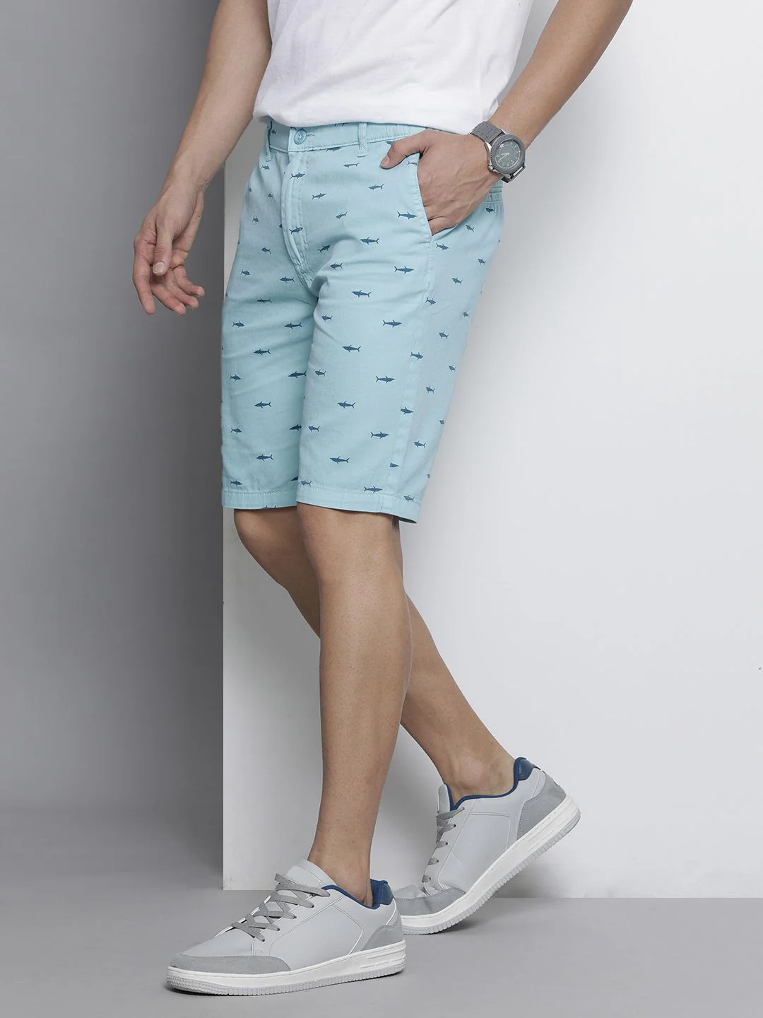 The Indian Garage Co Men Blue Printed Slim Fit Cotton Chino Shorts - Image 2