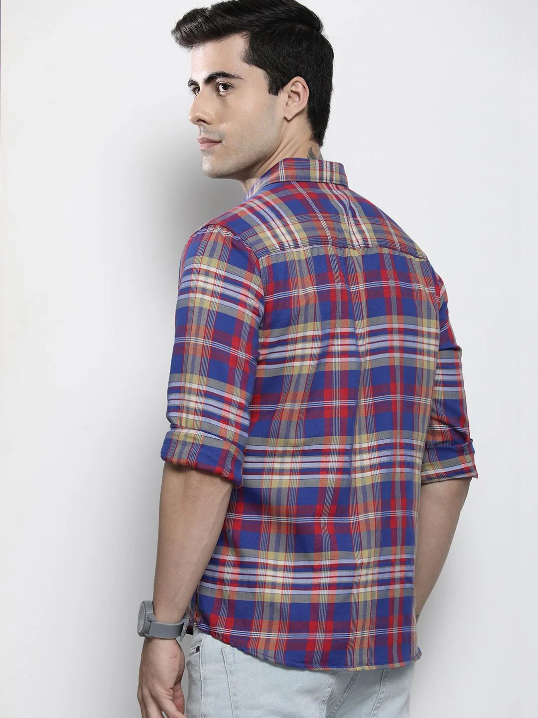 The Indian Garage Co Men Blue & Red Comfort Checked Casual Shirt - Image 4