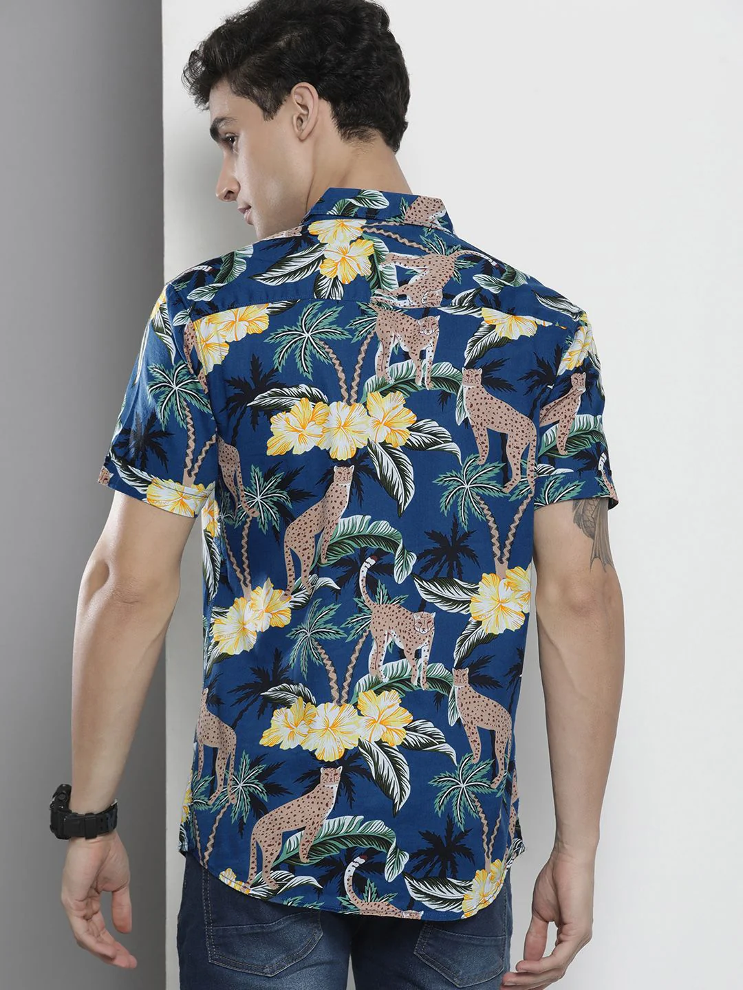 The Indian Garage Co Men Blue Regular Fit Printed Resortwear Shirt - Image 5