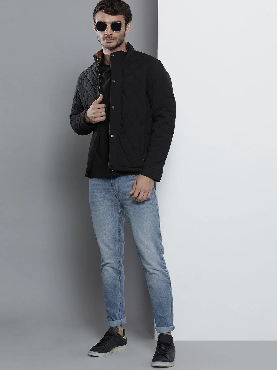 The Indian Garage Co Men Blue Slim Fit Heavy Fade Stretchable Jeans - Image 5