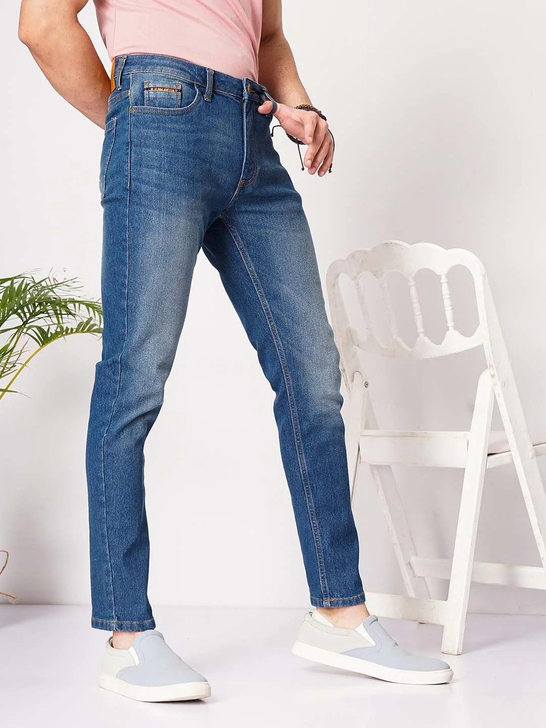 The Indian Garage Co Men Blue Slim Fit Low-Rise Clean Look Stretchable Jeans - Image 2