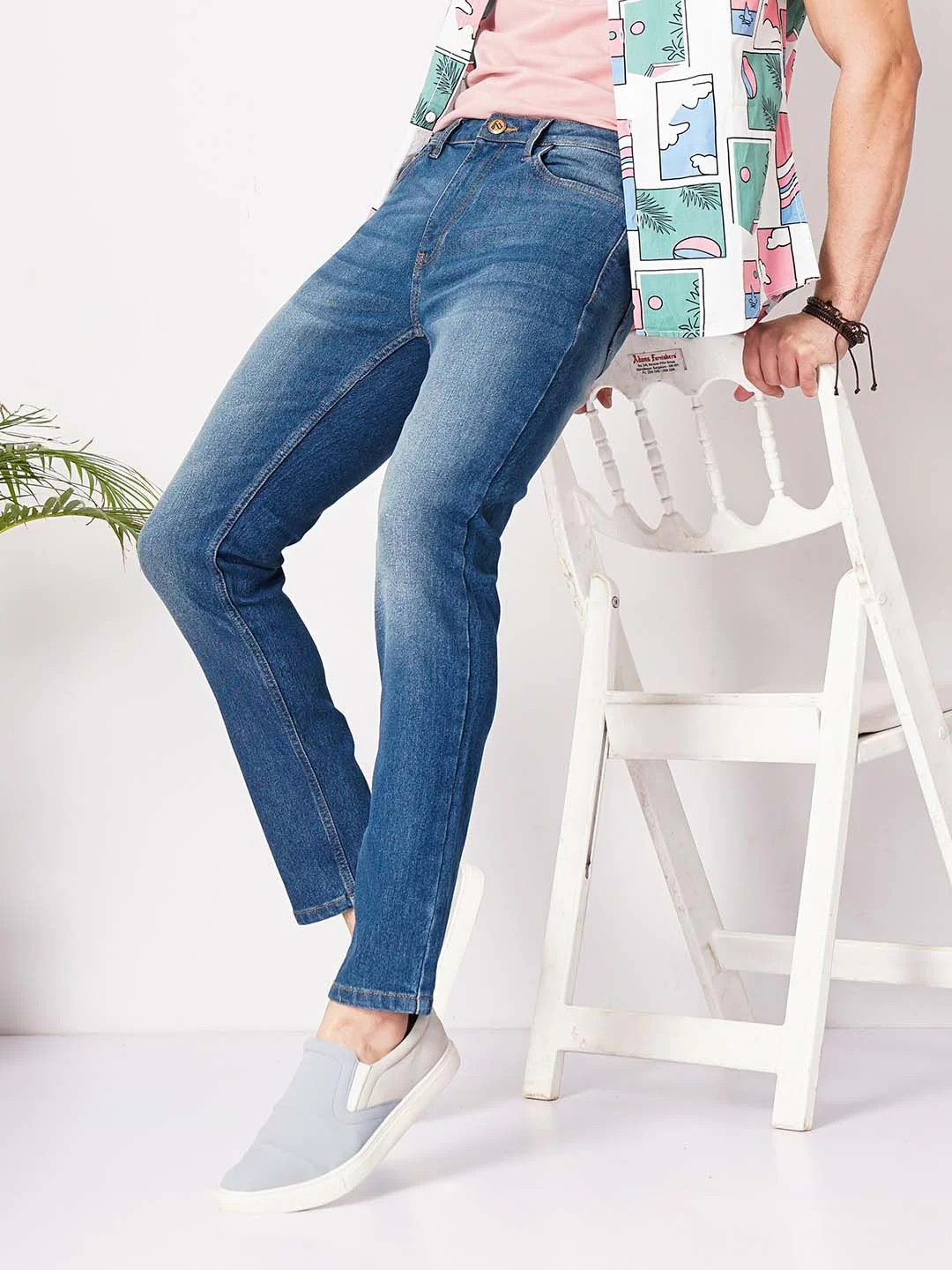 The Indian Garage Co Men Blue Slim Fit Low-Rise Clean Look Stretchable Jeans - Image 3
