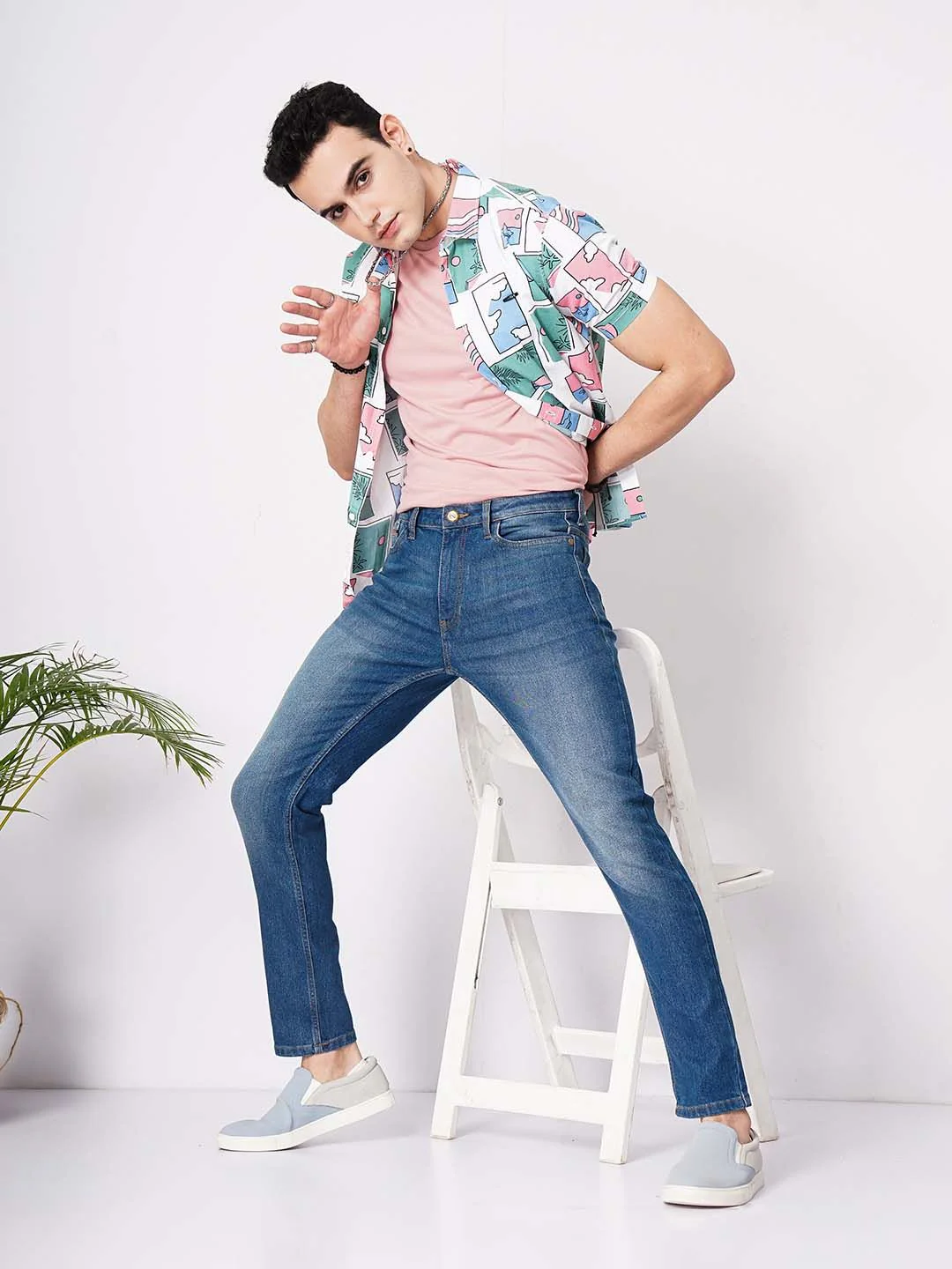 The Indian Garage Co Men Blue Slim Fit Low-Rise Clean Look Stretchable Jeans - Image 4