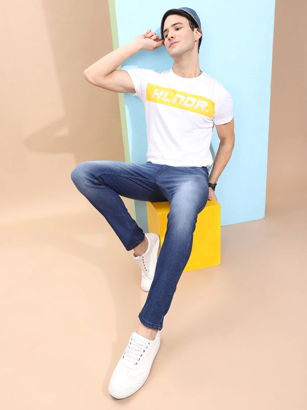 The Indian Garage Co Men Blue Slim Fit Low-Rise Clean Look Stretchable Jeans - Image 4