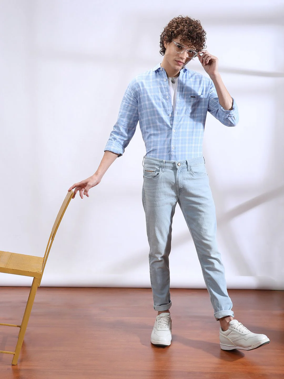 The Indian Garage Co Men Blue Slim Fit Low-Rise Clean Look Stretchable Jeans - Image 4