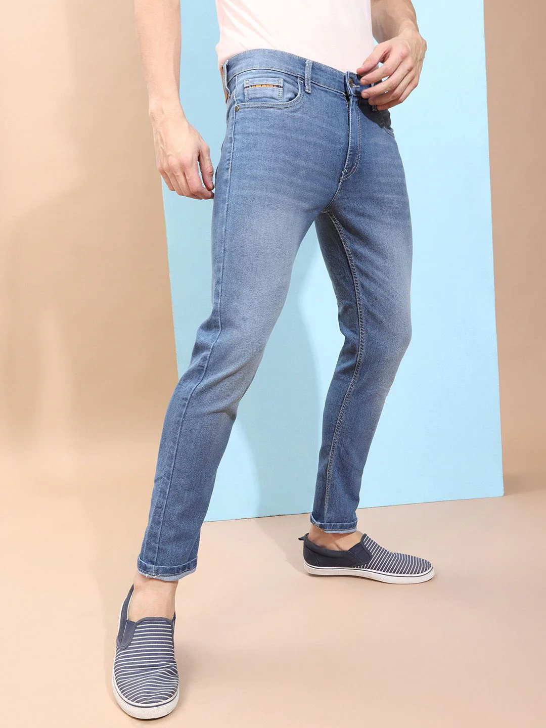 The Indian Garage Co Men Blue Slim Fit Mid-Rise Clean Look Stretchable Jeans - Image 5