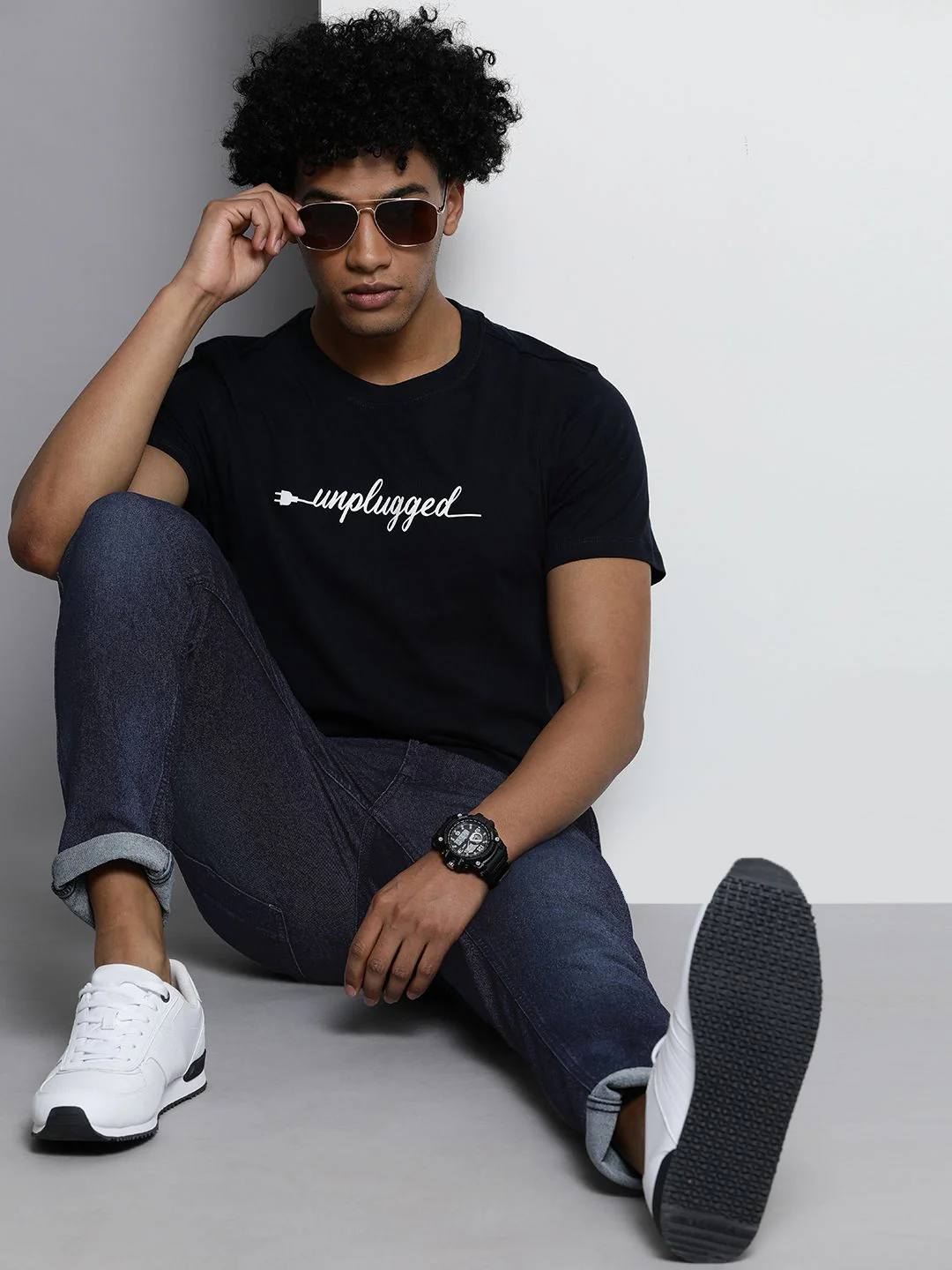 The Indian Garage Co Men Blue Slim Fit Stretchable Jeans - Image 3