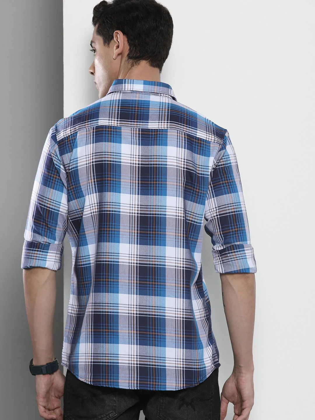 The Indian Garage Co Men Blue Tartan Checked Cotton Casual Shirt - Image 4