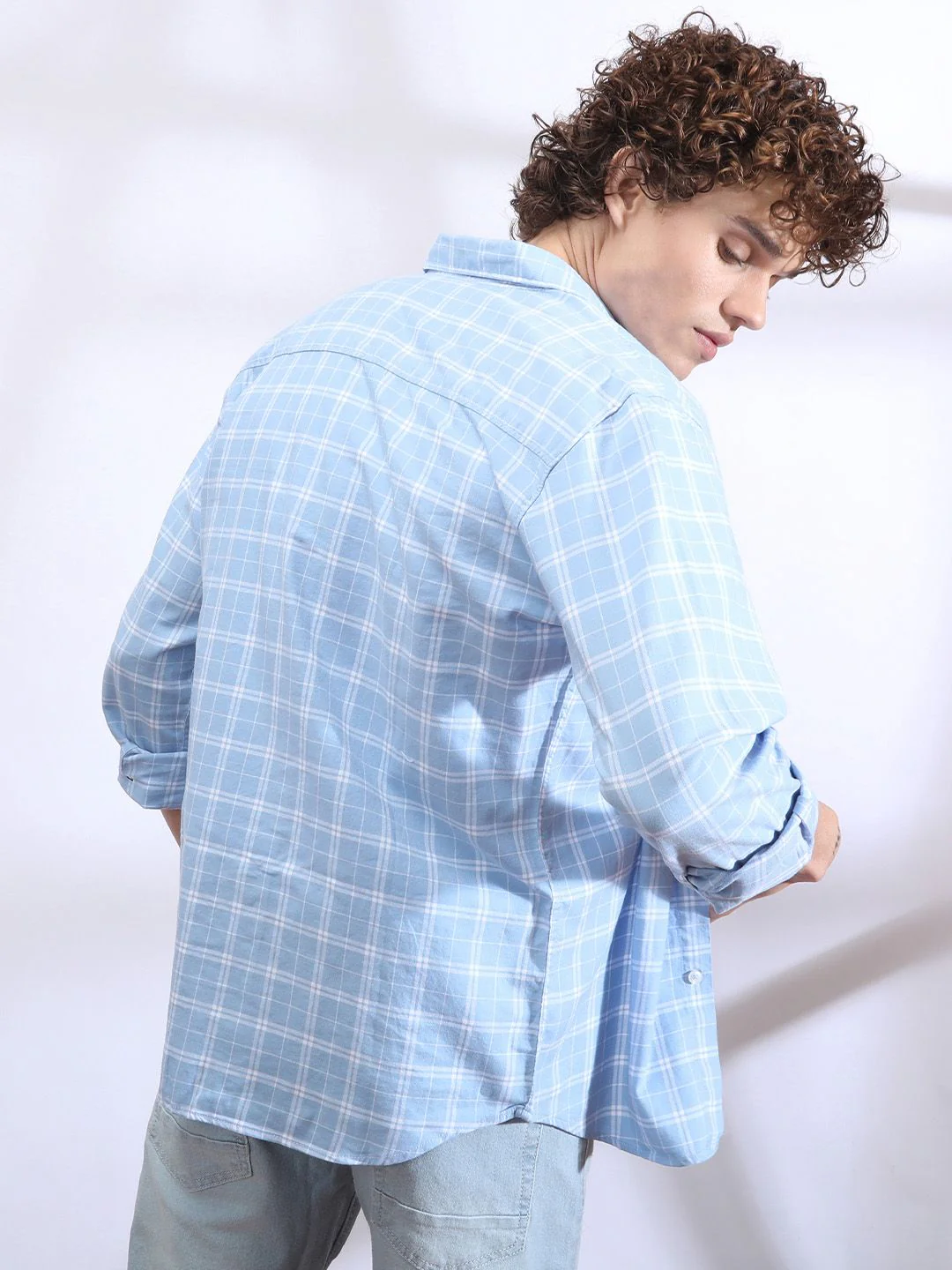 The Indian Garage Co Men Blue & White Slim Fit Checked Casual Shirt - Image 4