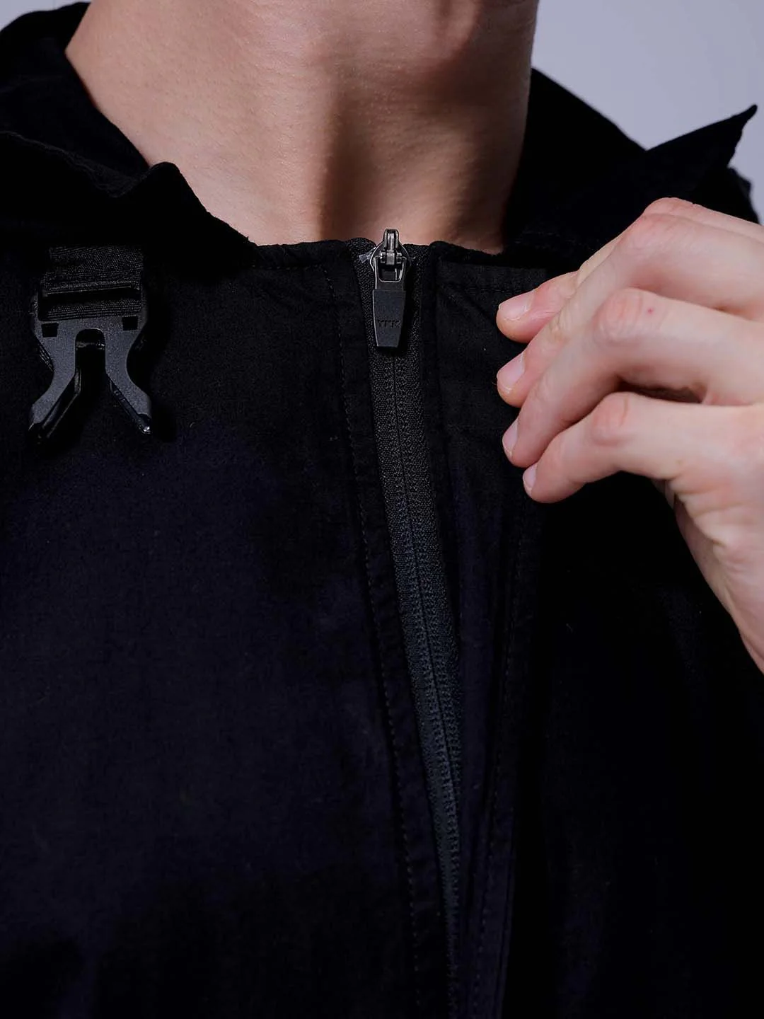 The Indian Garage Co Men Boxy Fit Hood Solid Cotton Casual Shirt - Image 3
