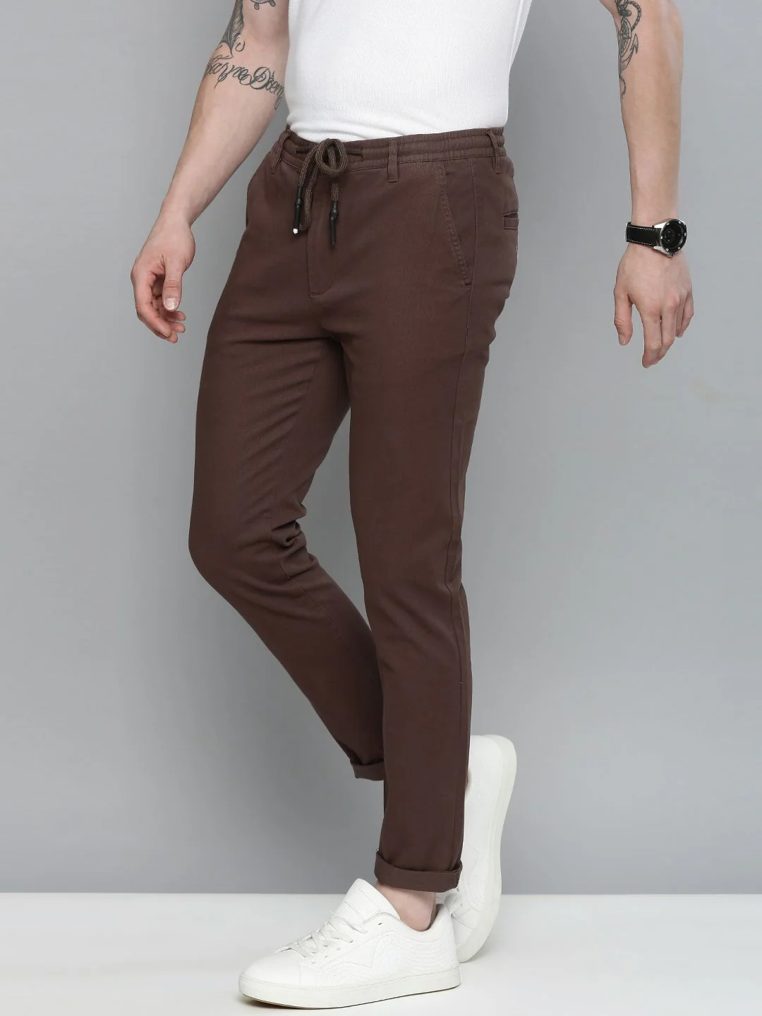 The Indian Garage Co Men Brown Slim Fit Chinos Trousers - Image 2