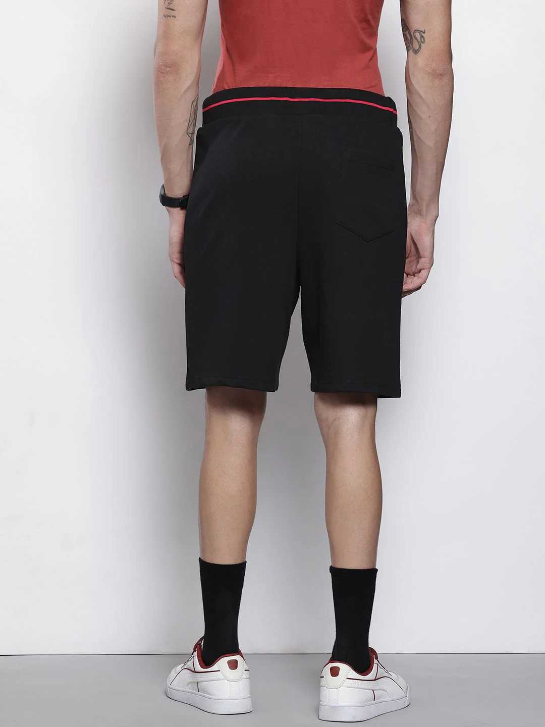 The Indian Garage Co Men Bugs Bunny Printed Loose Fit Shorts - Image 3