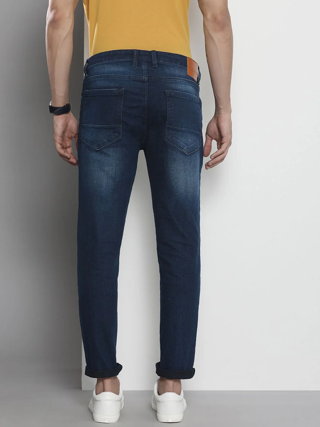 The Indian Garage Co Men Carrot Fit Low Distress Light Fade Stretchable Jeans - Image 3