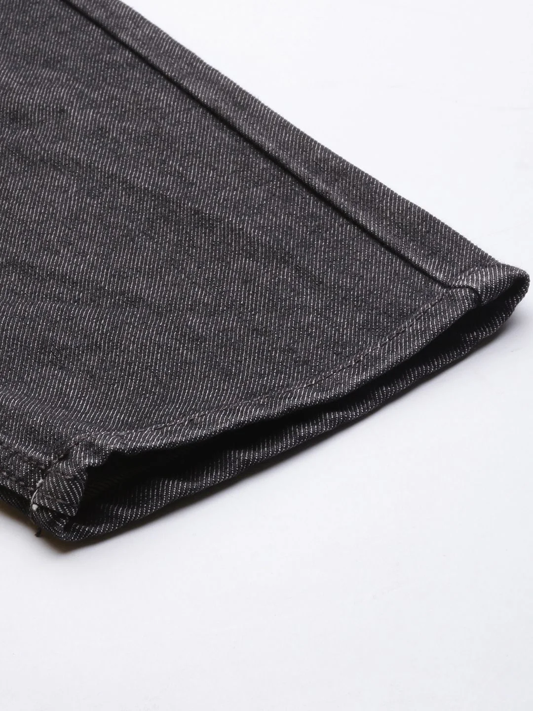 The Indian Garage Co Men Charcoal Grey Mildly Distressed Stretchable Jeans - Image 7