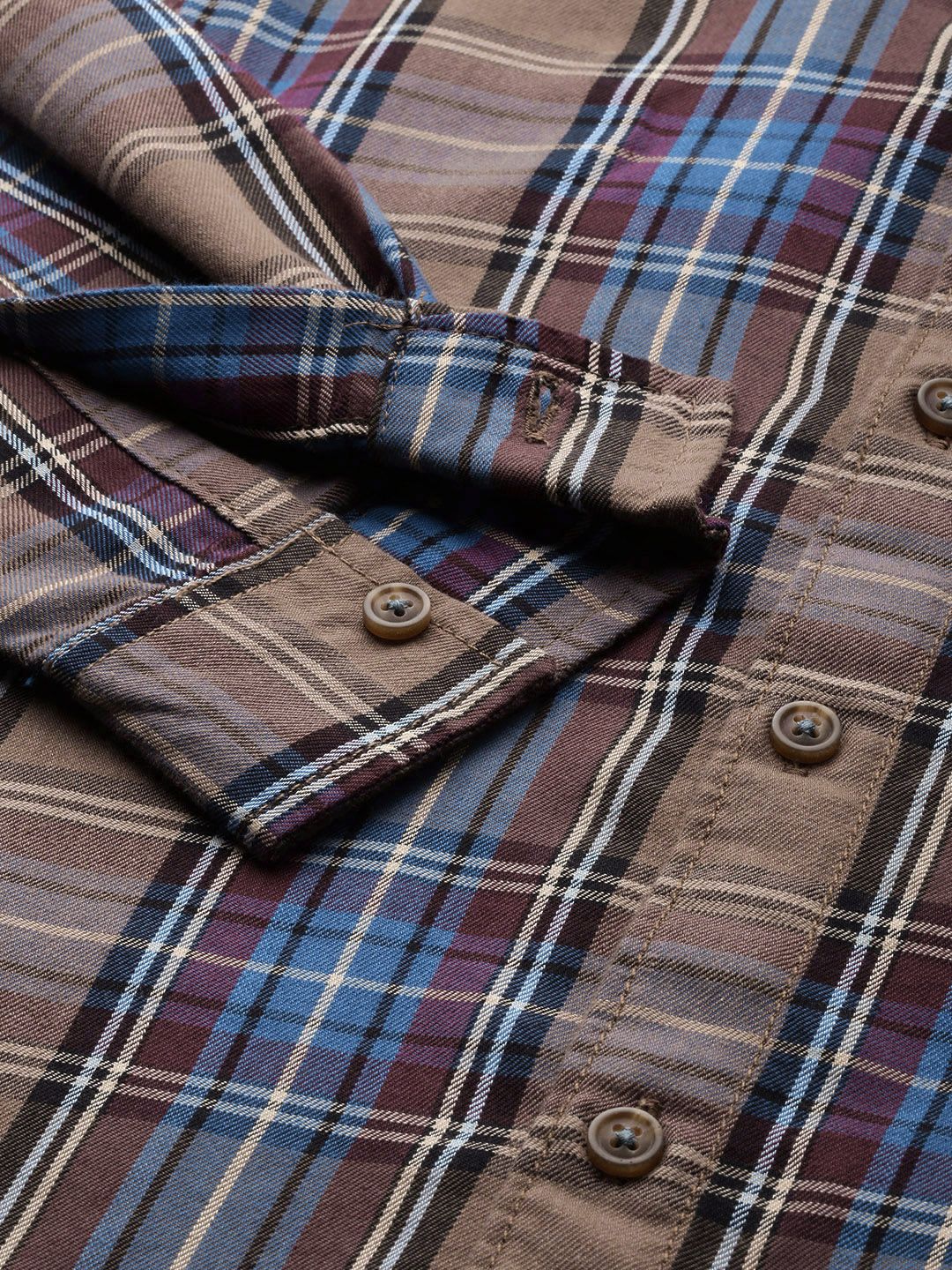 The Indian Garage Co Men Checked Casual Shirt - Image 3