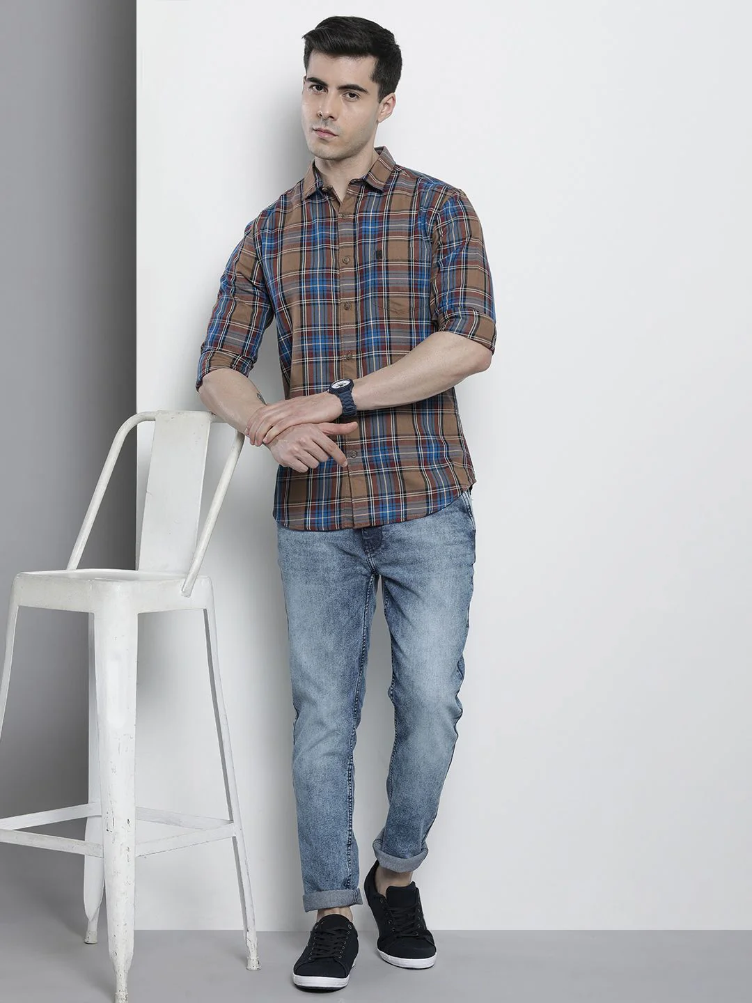 The Indian Garage Co Men Checked Casual Shirt - Image 6