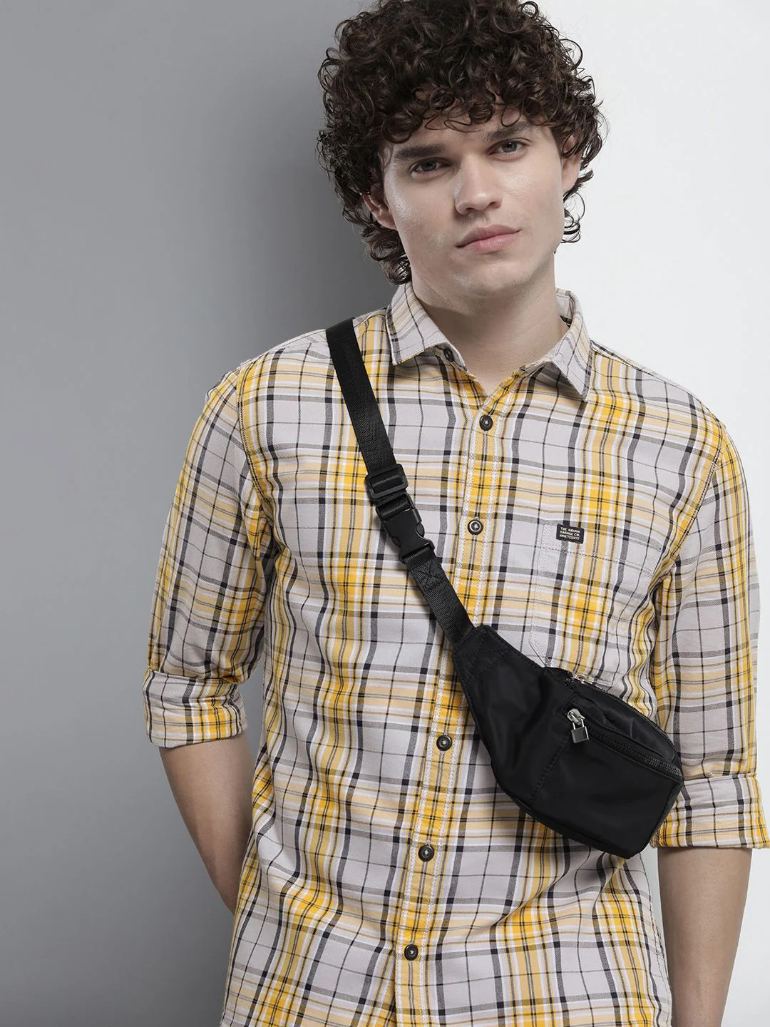 The Indian Garage Co Men Checked Casual Shirt - Image 2