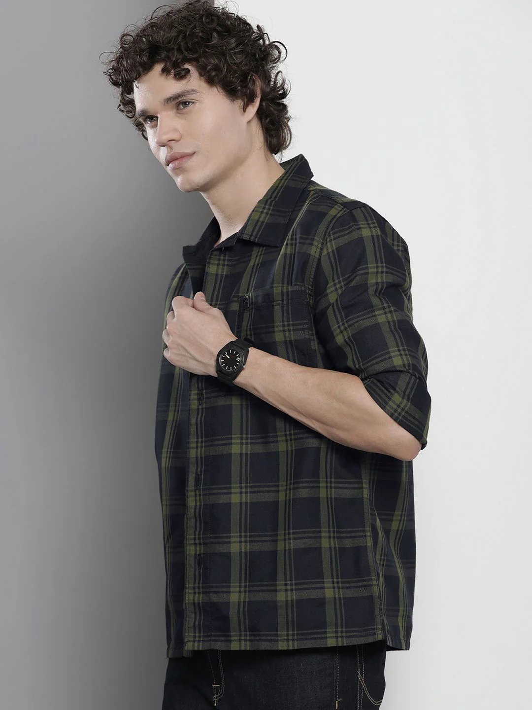 The Indian Garage Co Men Checked Pure Cotton Casual Shirt - Image 4