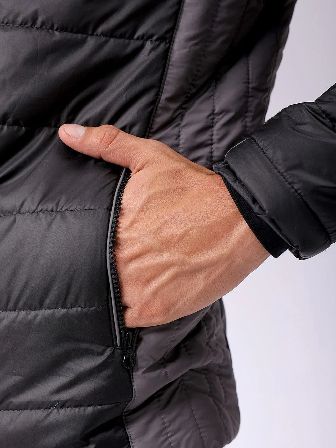The Indian Garage Co Men Colourblock Slim Fit Hooded Puffer Jacket - Image 7