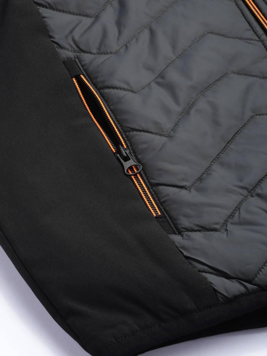 The Indian Garage Co Men Colourblock Zip-Front Bomber Jacket - Image 6
