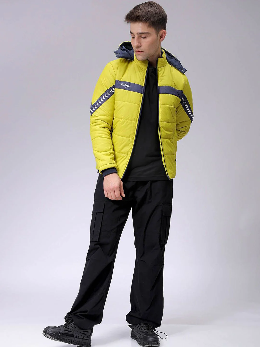 The Indian Garage Co Men Colourblocked Puffer Jacket with Patchwork - Image 4