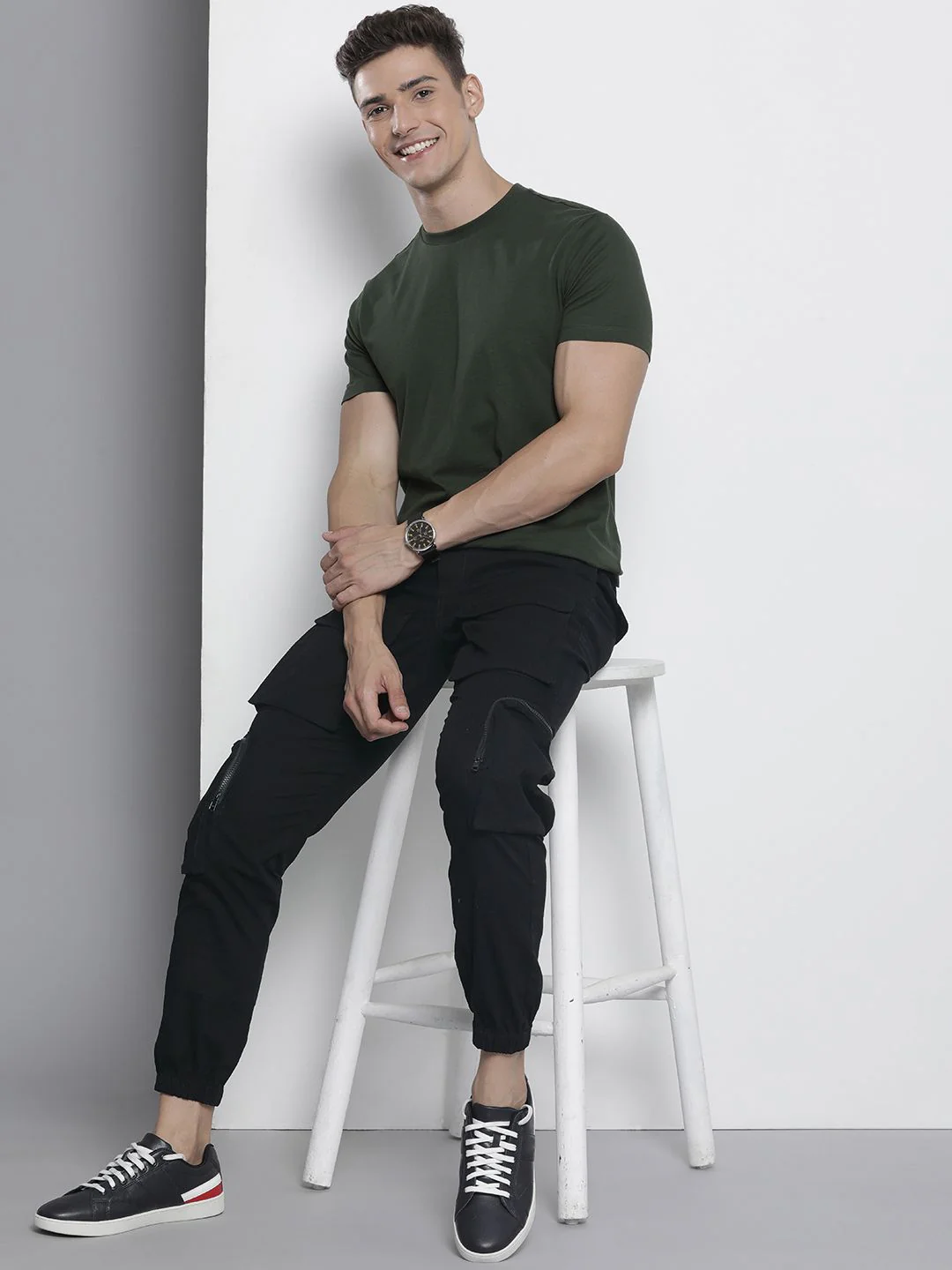 The Indian Garage Co Men Cotton Cargos Trousers - Image 4