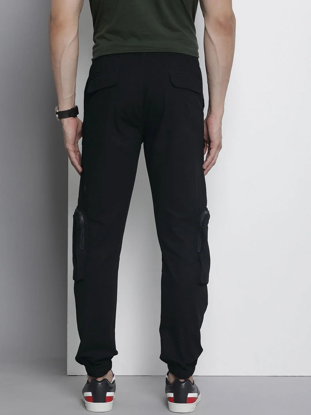 The Indian Garage Co Men Cotton Cargos Trousers - Image 5