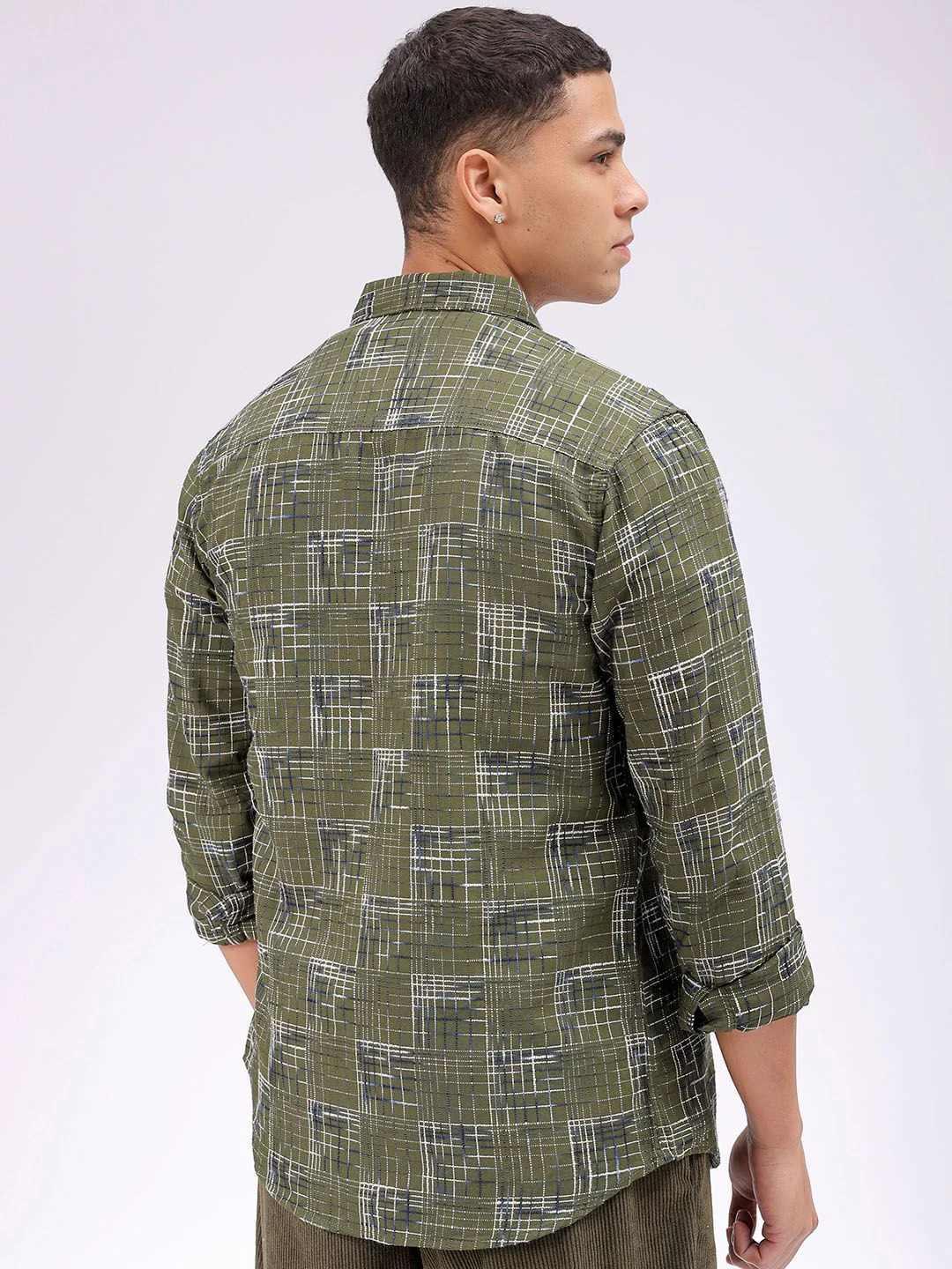 The Indian Garage Co Men Cutaway Collar Checked Slim Fit Casual Shirt - Image 4