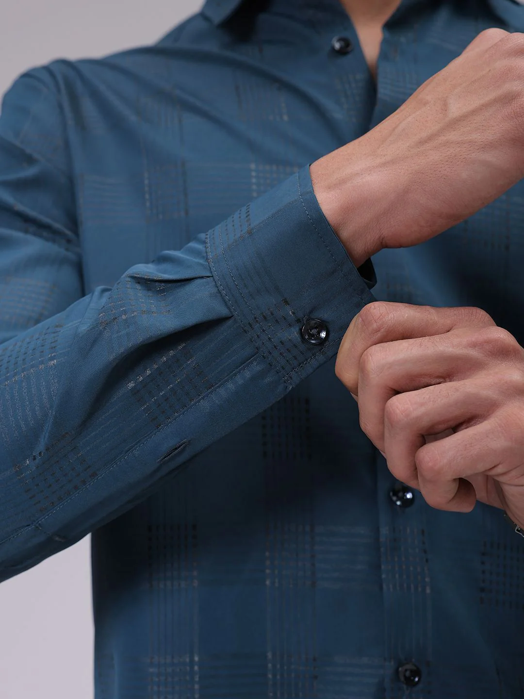 The Indian Garage Co Men Cutaway Collar Checked Slim Fit Party Shirt - Image 7