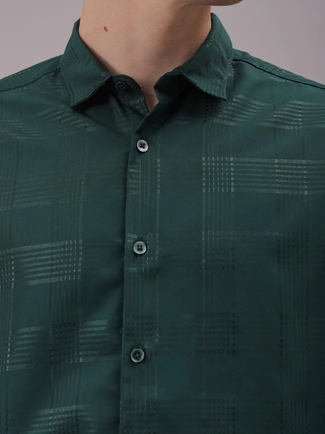 The Indian Garage Co Men Cutaway Collar Solid Slim Fit Casual Shirt - Image 2