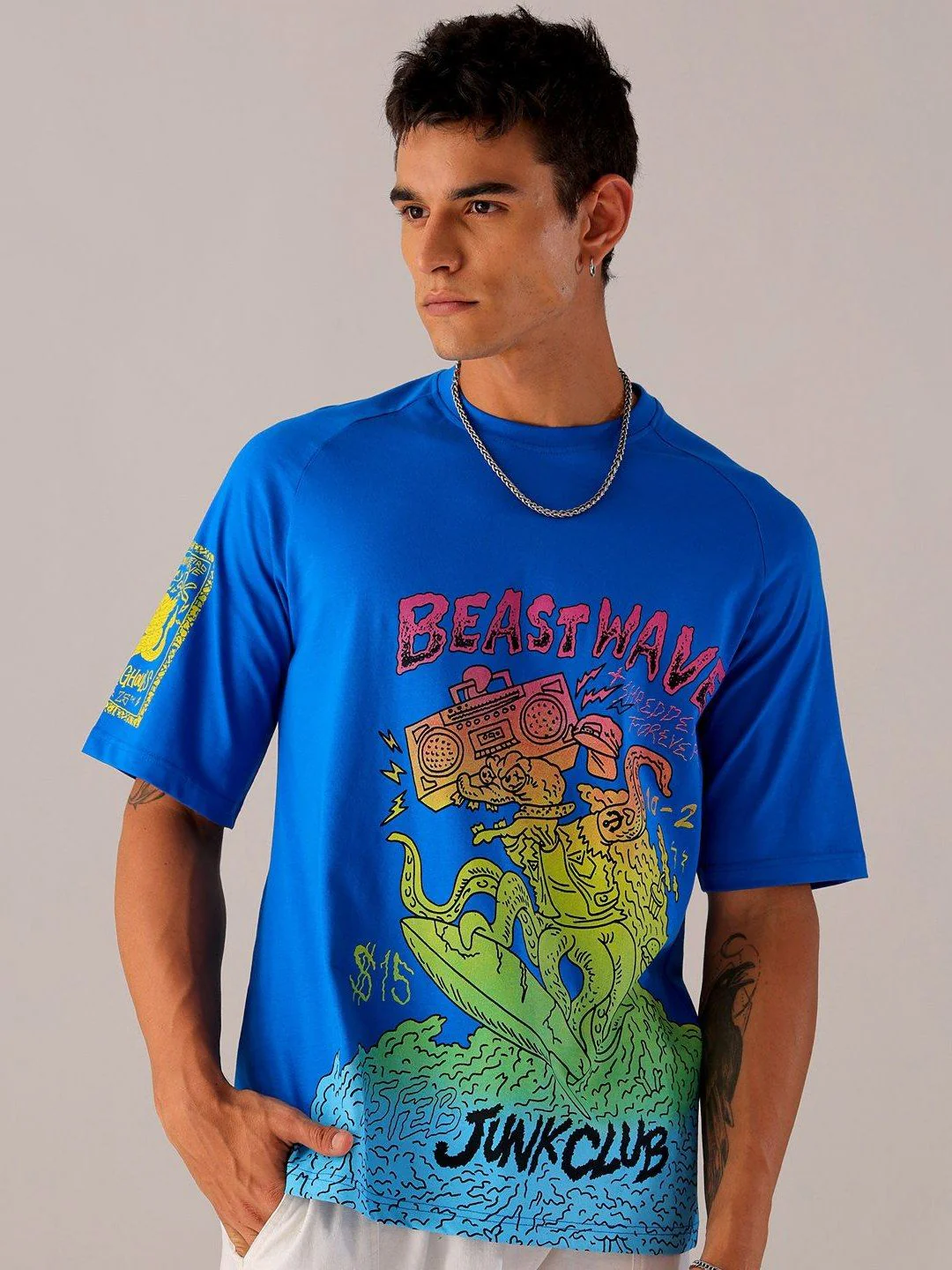 The Indian Garage Co Men Graphic Printed Round Neck Pure Cotton Relaxed Fit T-shirt