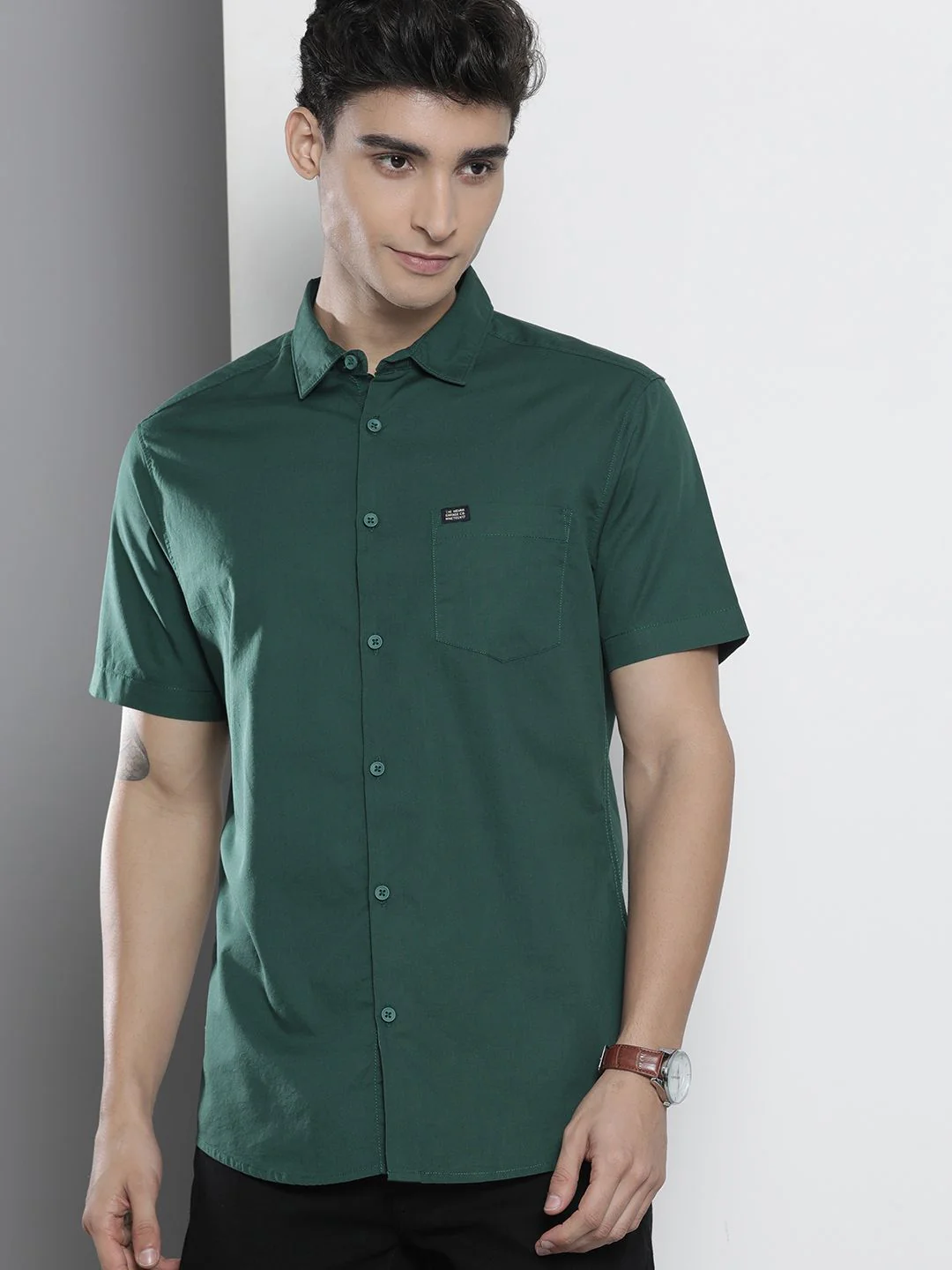 The Indian Garage Co Men Green Cotton Smart Fit Back Printed Casual Shirt - Image 3