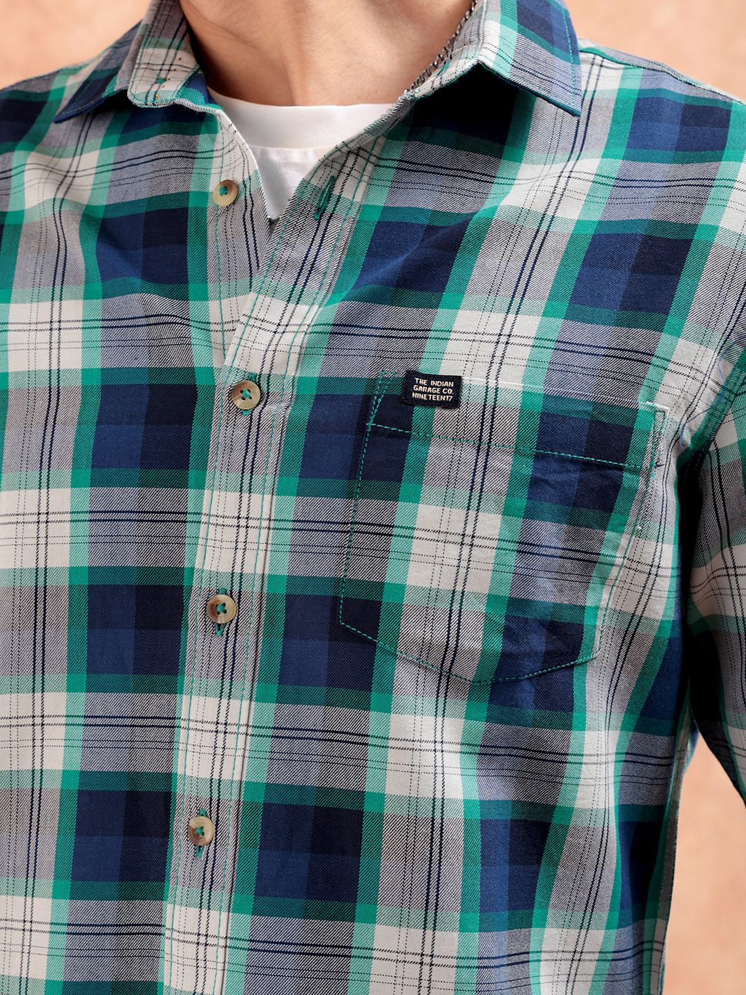 The Indian Garage Co Men Green & Navy Blue Regular Fit Checked Casual Shirt - Image 2