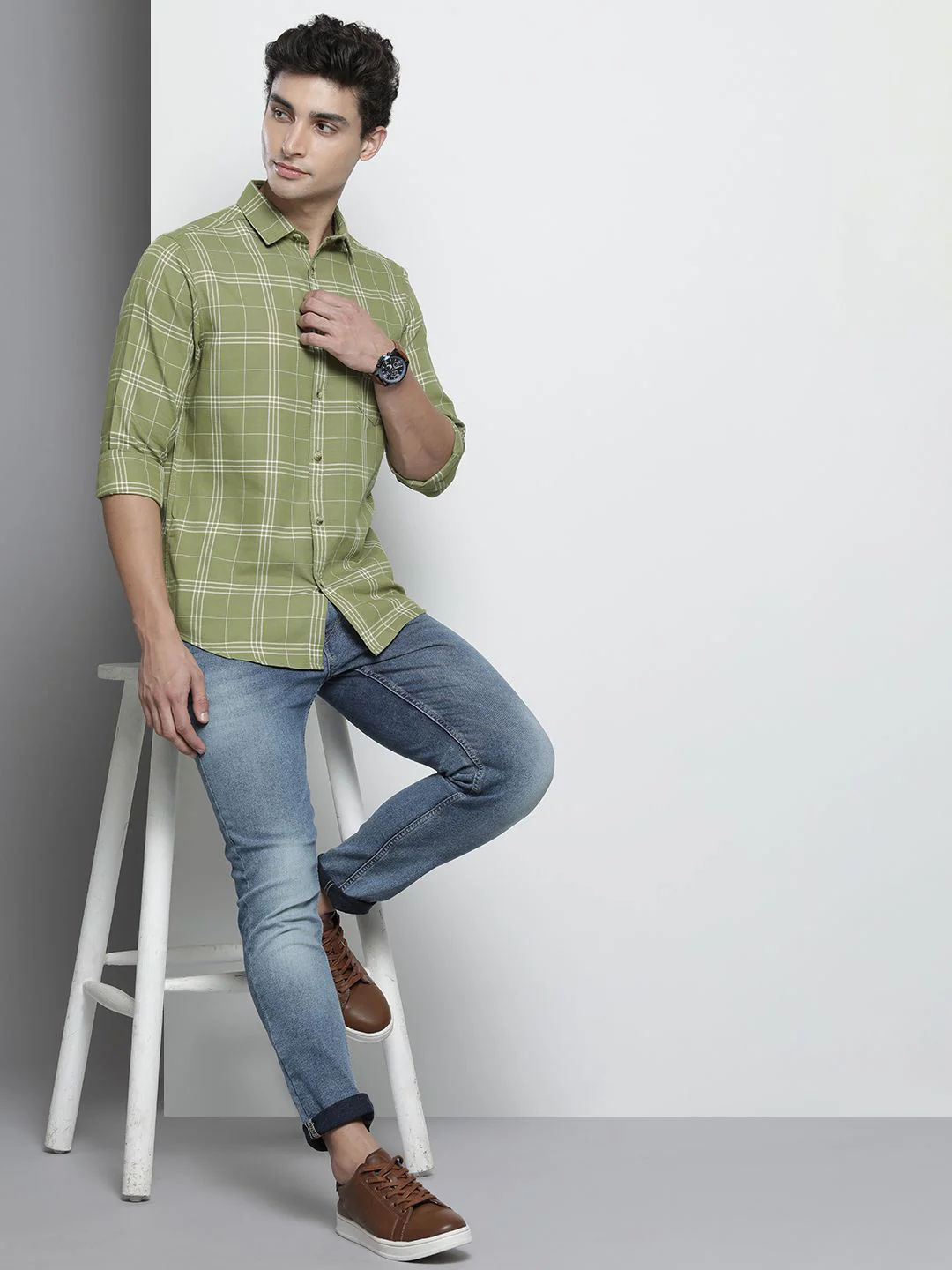 The Indian Garage Co Men Green & White Pure Cotton Checked Casual Shirt - Image 6
