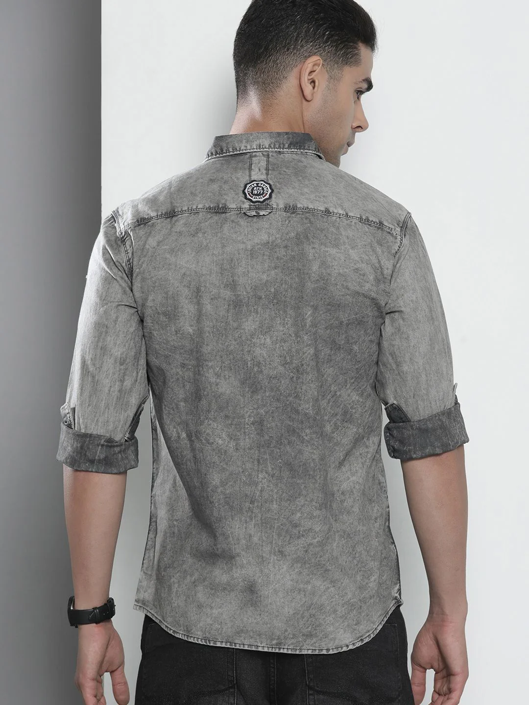 The Indian Garage Co Men Grey Checked Casual Shirt - Image 4
