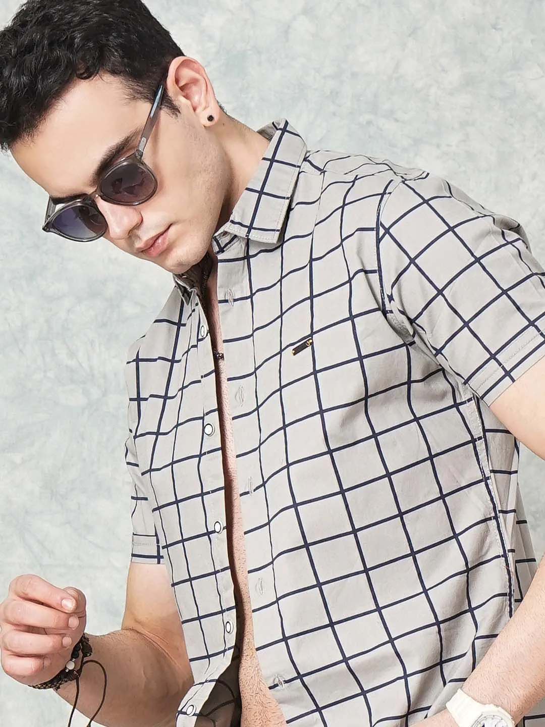 The Indian Garage Co Men Grey Slim Fit Checked Casual Shirt - Image 7