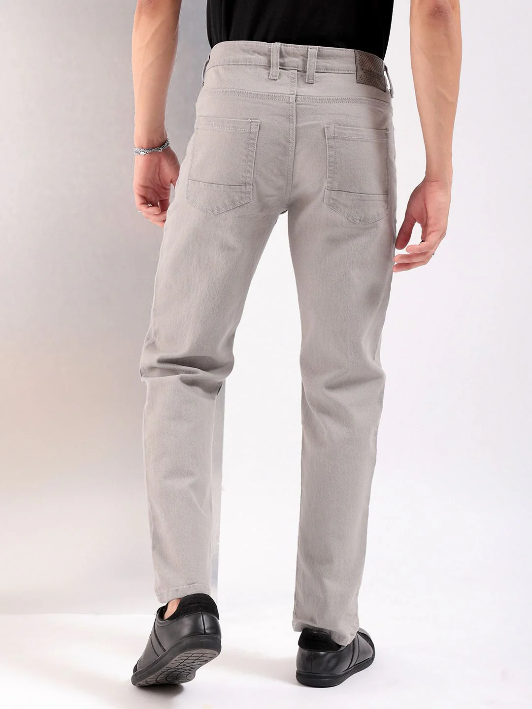 The Indian Garage Co Men Grey Slim Fit Mid-Rise Clean Look Jeans - Image 3