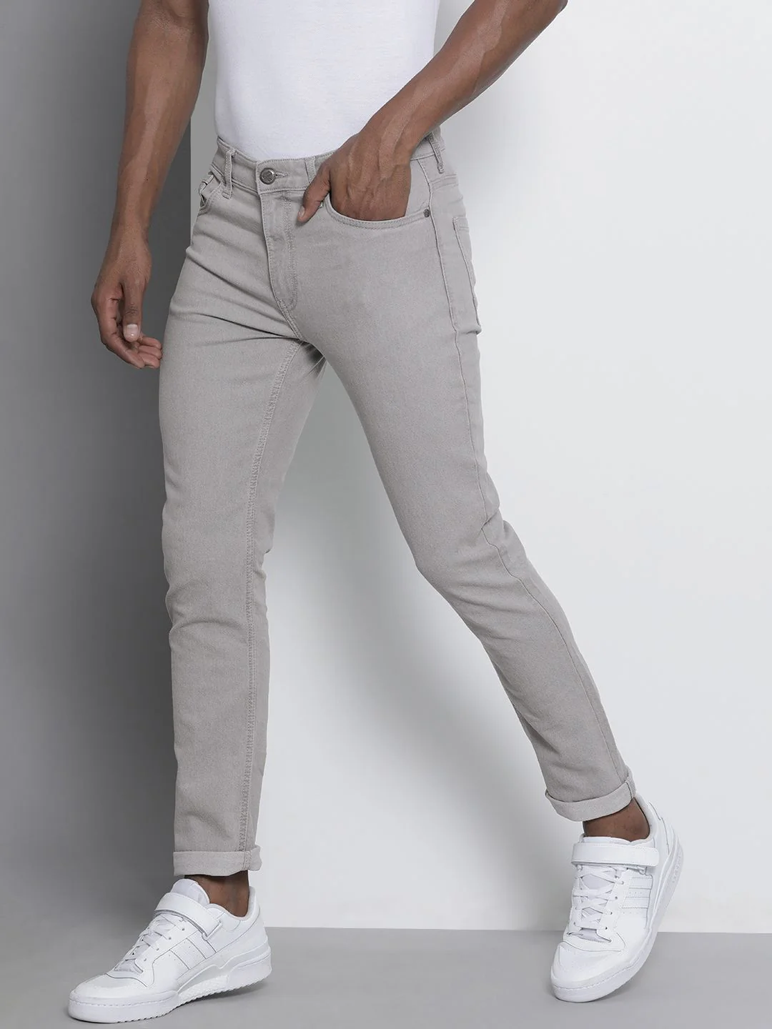 The Indian Garage Co Men Grey Slim Fit Mid-Rise Clean Look Stretchable Jeans - Image 2