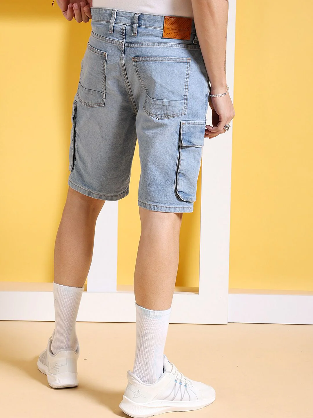 The Indian Garage Co Men Mid Rise Cotton Cargos Shorts - Image 3