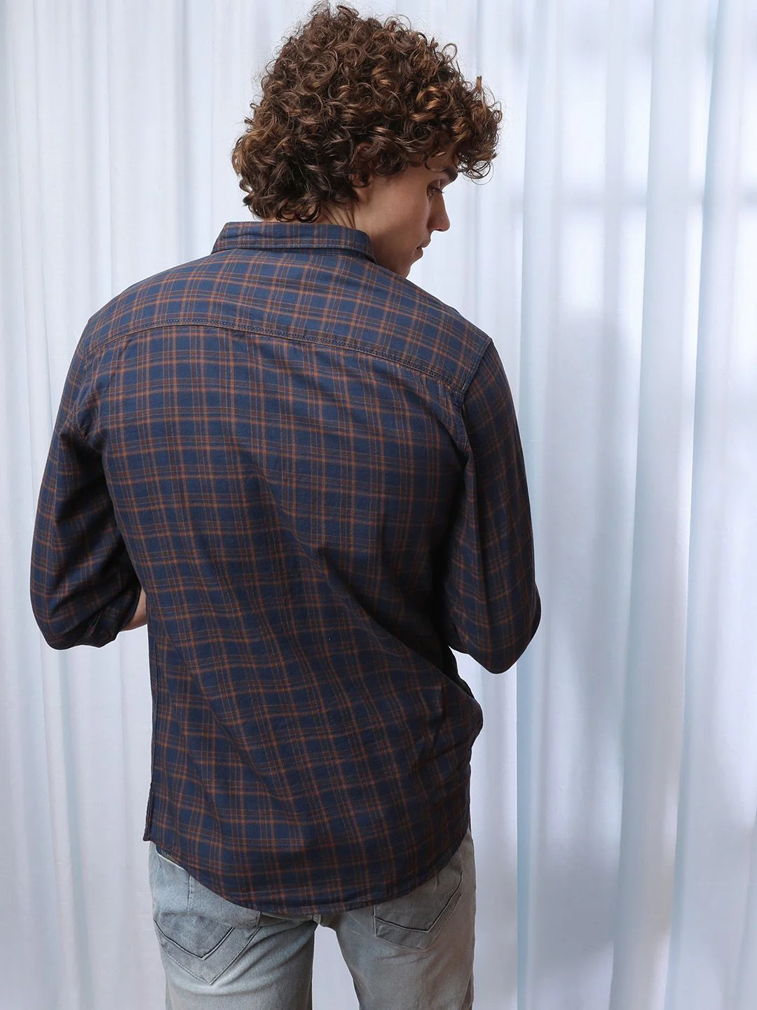 The Indian Garage Co Men Navy Blue & Brown Checked Casual Shirt - Image 5