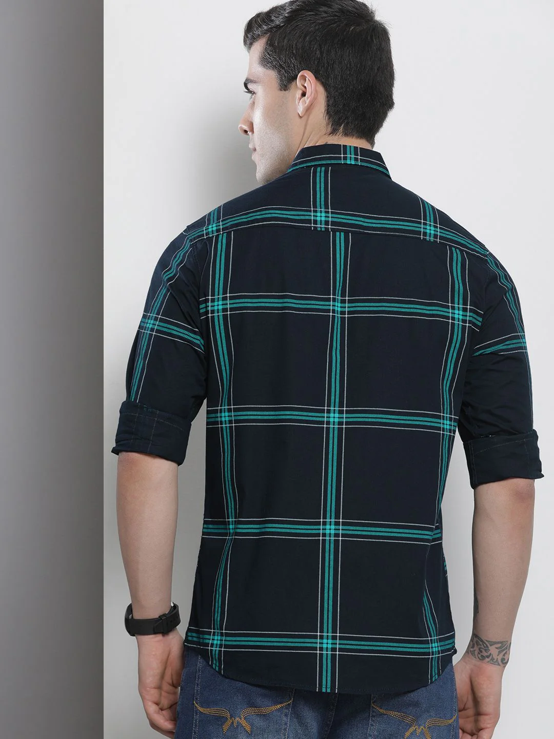 The Indian Garage Co Men Navy Blue Checked Pure Cotton Casual Shirt - Image 4