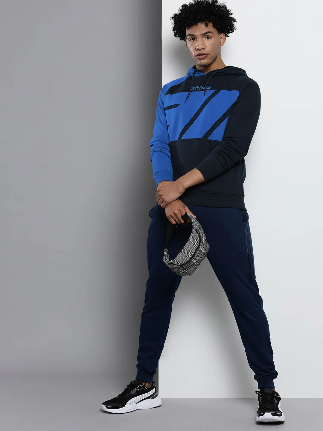 The Indian Garage Co Men Navy Blue Printed Hooded Sweatshirt - Image 4
