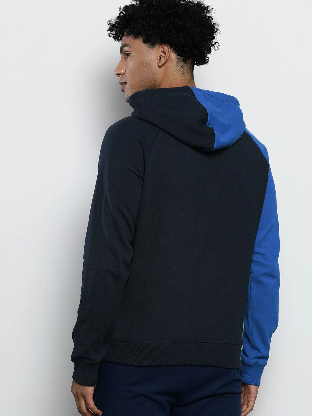 The Indian Garage Co Men Navy Blue Printed Hooded Sweatshirt - Image 5