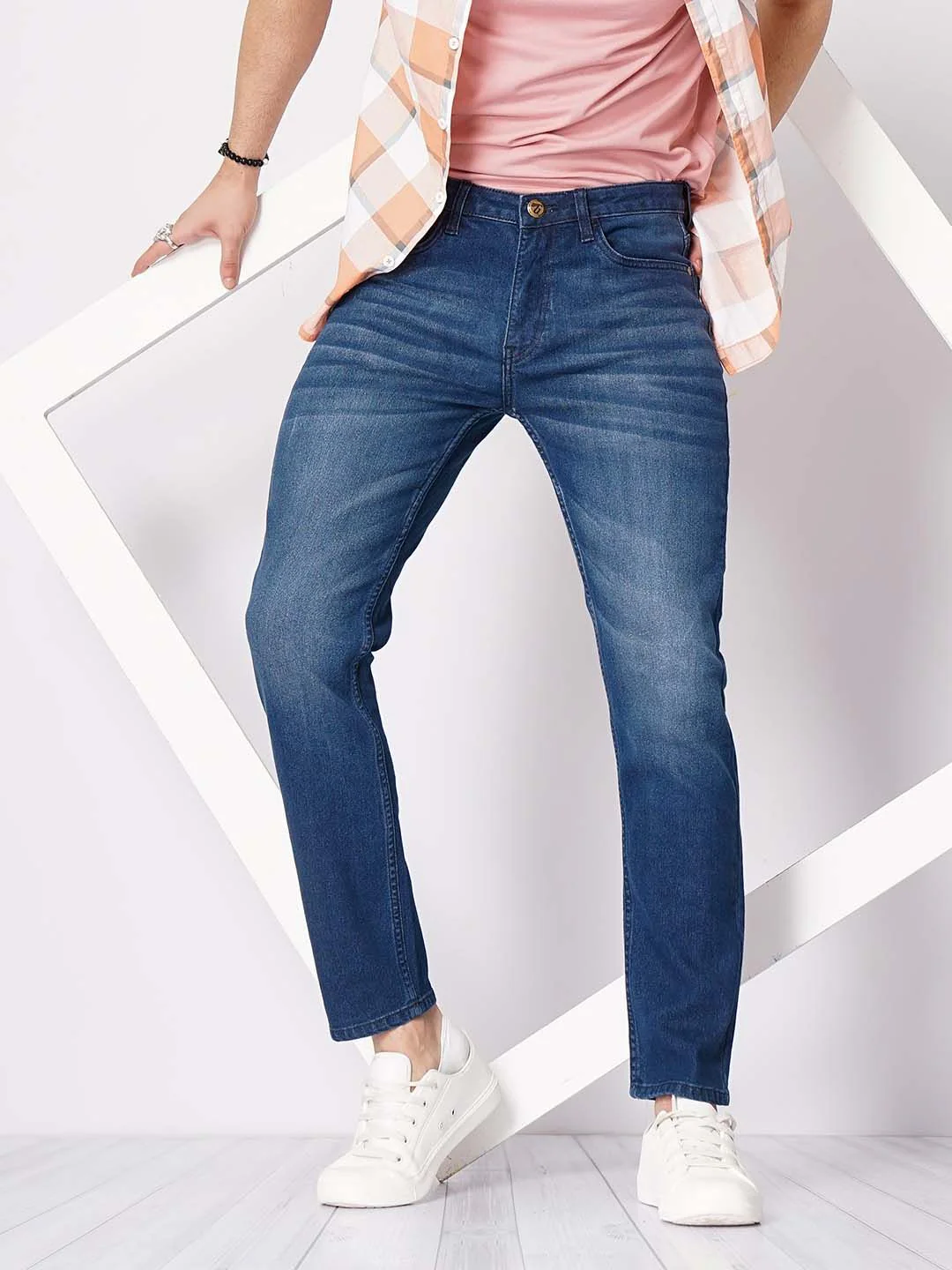 The Indian Garage Co Men Navy Blue Slim Fit Low-Rise Clean Look Stretchable Jeans