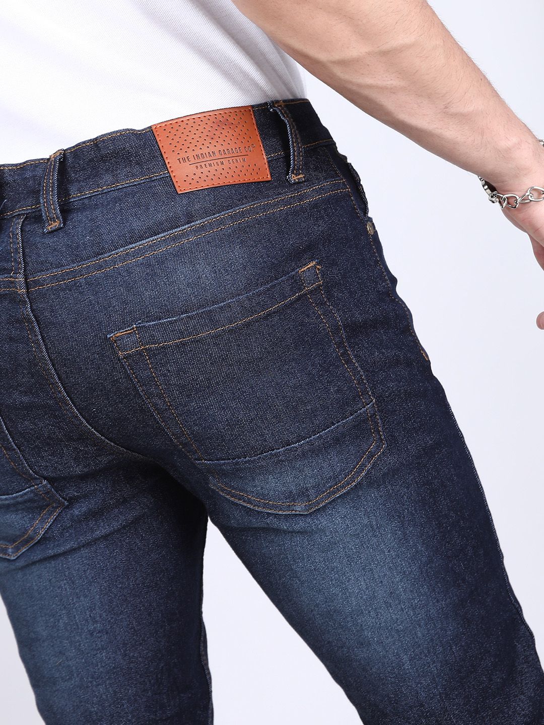 The Indian Garage Co Men Navy Blue Slim Fit Mid-Rise Clean Look Jeans - Image 7