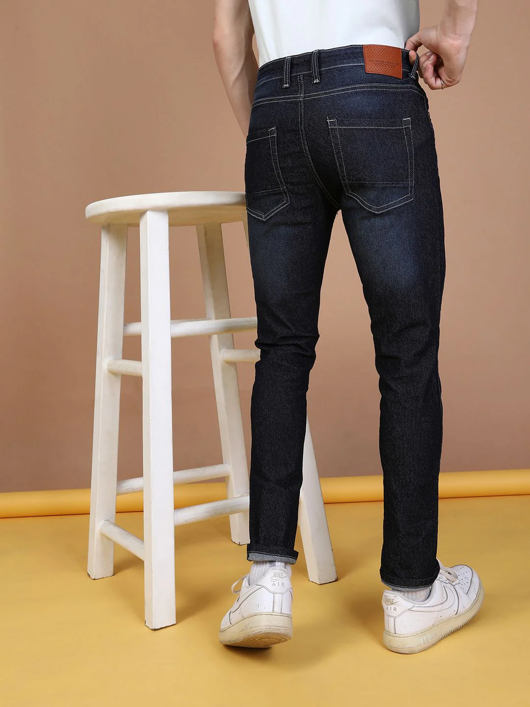 The Indian Garage Co Men Navy Blue Slim Fit Mid-Rise Clean Look Jeans - Image 2
