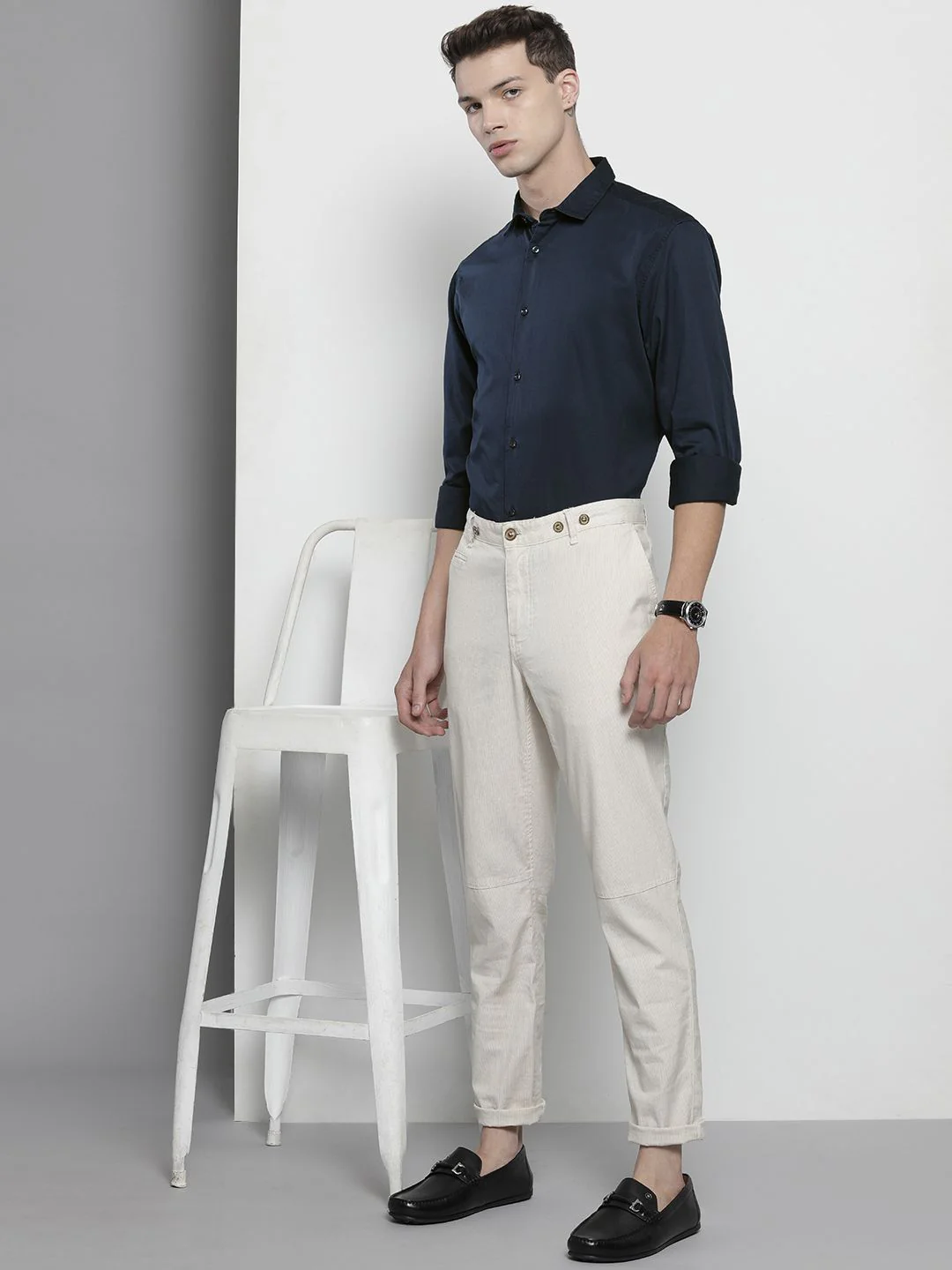 The Indian Garage Co Men Navy Blue Solid Comfort Casual Shirt - Image 6