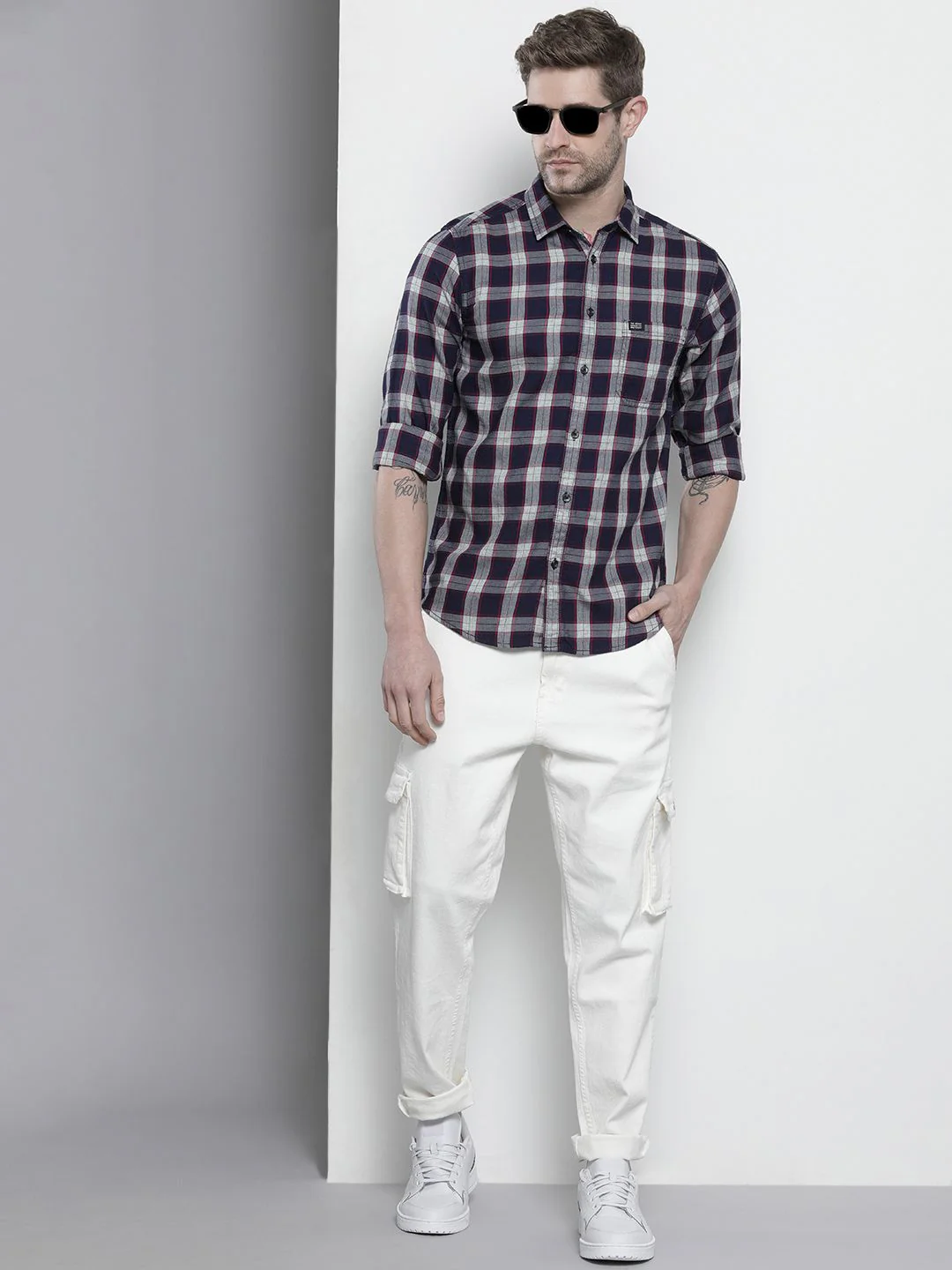 The Indian Garage Co Men Navy Blue & White Cotton Tartan Checked Casual Shirt - Image 6
