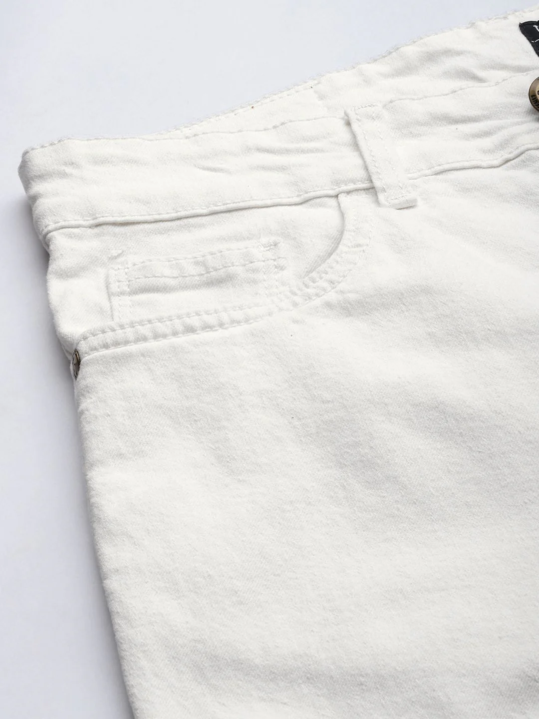 The Indian Garage Co Men Off White Typography Printed Denim Shorts - Image 6